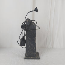 Charger l&#39;image dans la galerie, Lampe avec petite cascade
