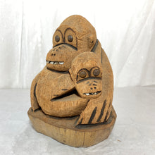 Charger l&#39;image dans la galerie, Sculpture deux singes
