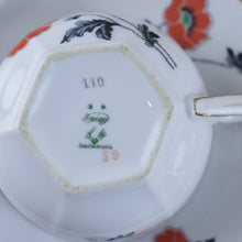 Charger l&#39;image dans la galerie, Service à thé en porcelaine

