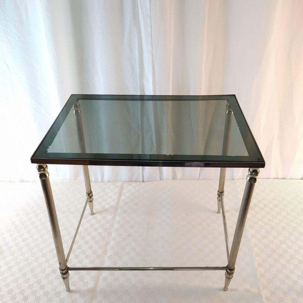 Petite table en verre