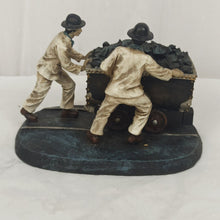 Charger l&#39;image dans la galerie, Travailleurs du charbon Centre Historique Minier
