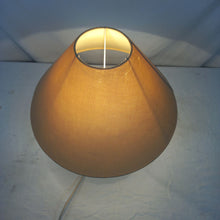 Charger l&#39;image dans la galerie, Lampe en terre
